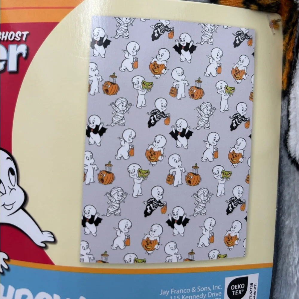 Casper Halloween Costumes Gray Soft Plush Throw Blanket Pumpkin Skeleton Dracula